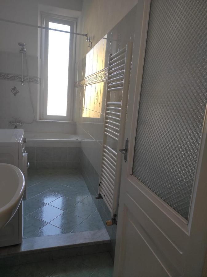 Casa * La Spezia